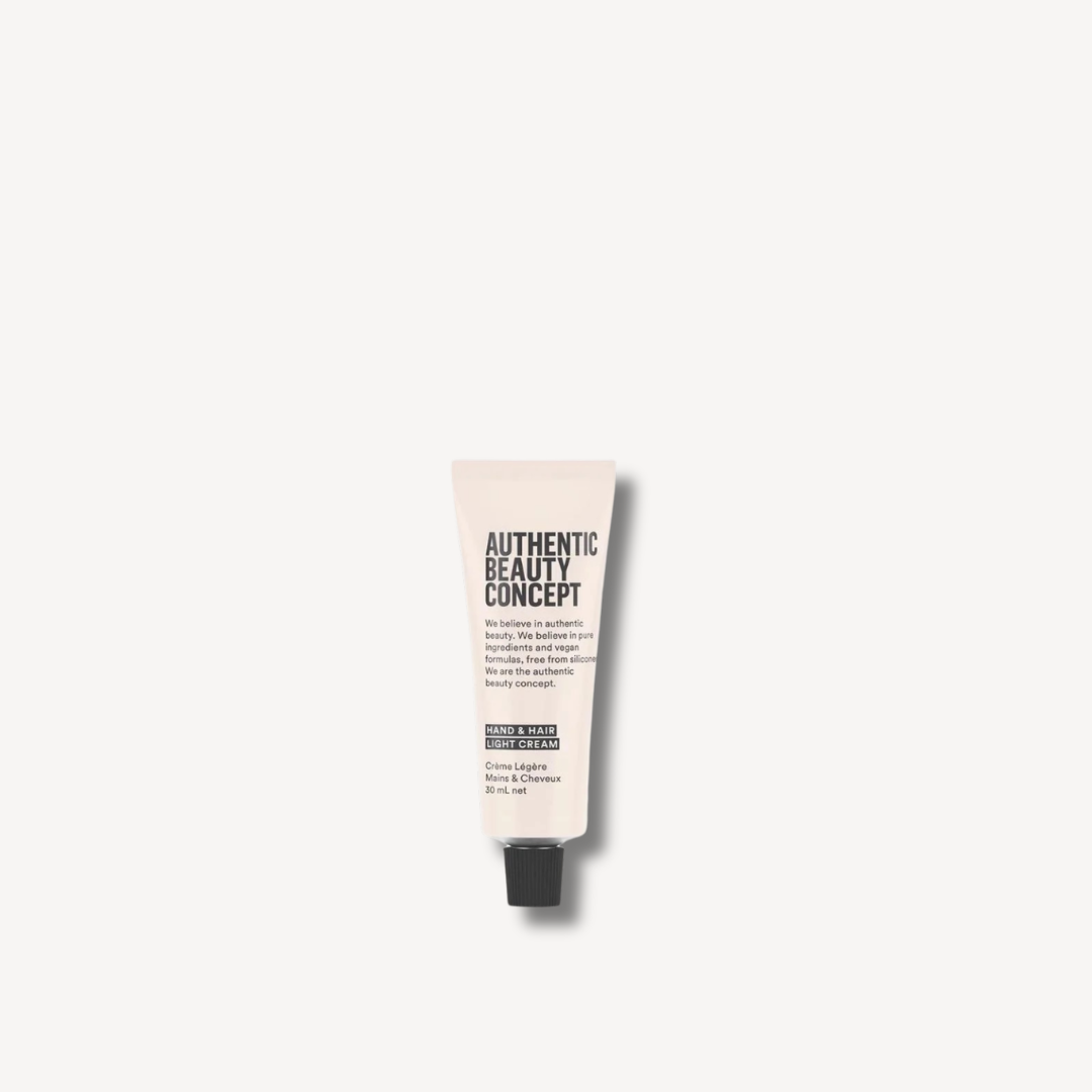 Coffret cadeau hydratant (crème 30 ml + shampoing 300 ml + après-shampoing 250 ml + sac)