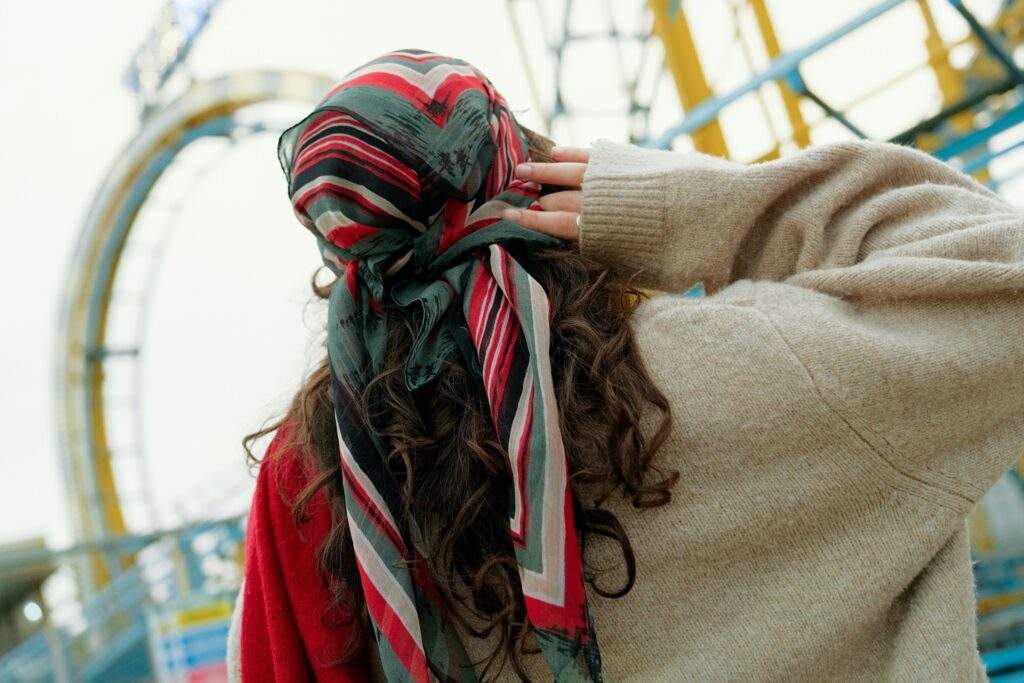 Accessoires pour cacher ses cheveux blancs